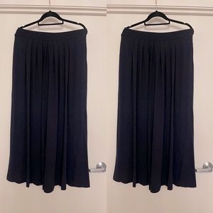 UNIQLO Navy Wide Leg Pleated Elastic Waist Pants with Pockets Size Medium